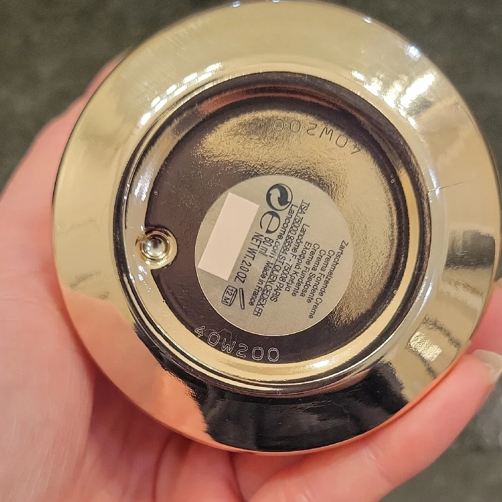 Lancome Absolue Revitalizing Brightening Soft Cream - Gold - Picture 9 of 15